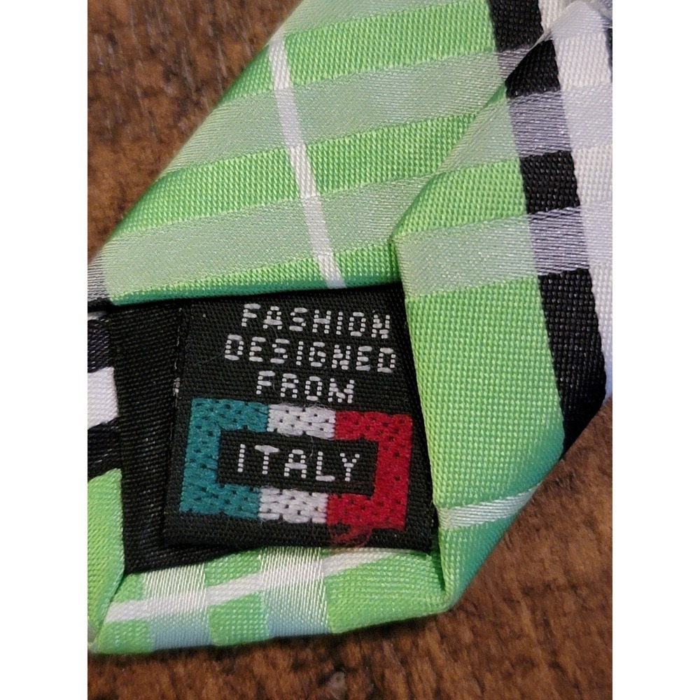 Brand Q Men's Green Plaid Fashion‎ Tie Microfiber 58" - Picture 5 of 8